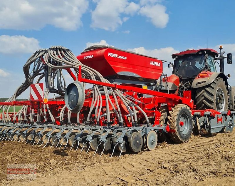 Drillmaschinenkombination del tipo Unia FENIX 3000/6 Kurzscheibeneggen-Säkombination 6 m Doppelscheibenschar, Neumaschine en Ostheim/Rhön (Imagen 11)