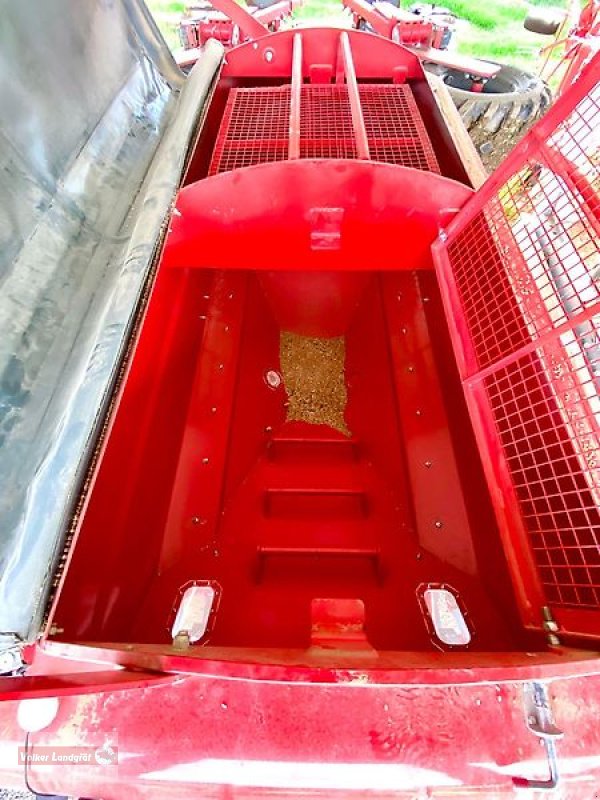 Drillmaschinenkombination del tipo Unia FENIX 3000/6 Kurzscheibeneggen-Säkombination 6 m Doppelscheibenschar, Neumaschine en Ostheim/Rhön (Imagen 18)