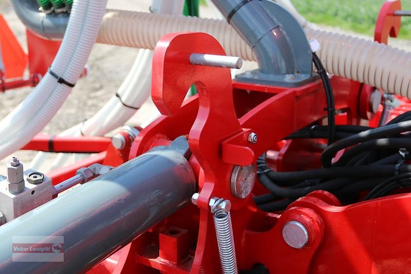 Drillmaschinenkombination del tipo Unia FENIX 3000/6 Kurzscheibeneggen-Säkombination 6 m Doppelscheibenschar, Neumaschine en Ostheim/Rhön (Imagen 22)