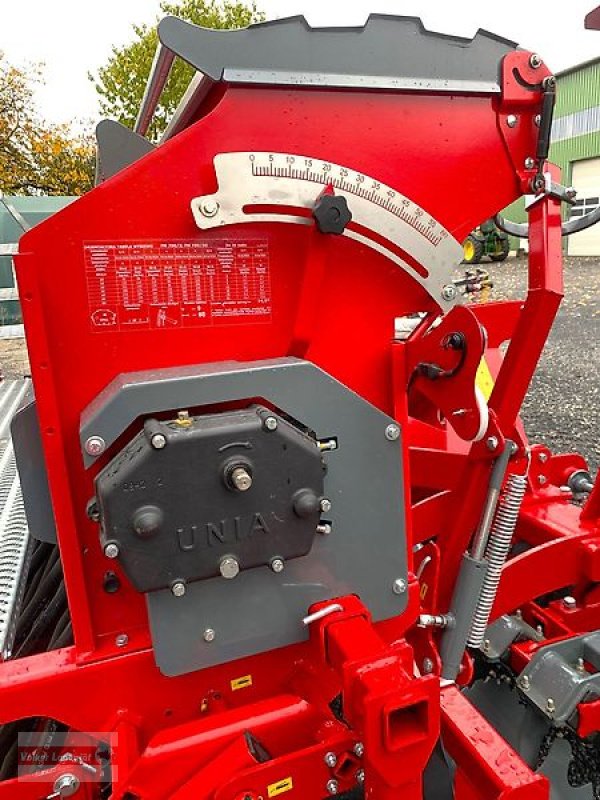 Drillmaschinenkombination tip Unia FM T700/3 D Bestellkombination Einscheibenschar Ø 300 mm 3 m 700 l, Neumaschine in Ostheim/Rhön (Poză 18)