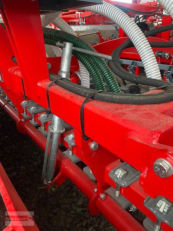 Drillmaschinenkombination des Typs Unia FS 1500/3 Drive Drillmaschine mit Kurzscheibenegge, Neumaschine in Ostheim/Rhön (Bild 11)