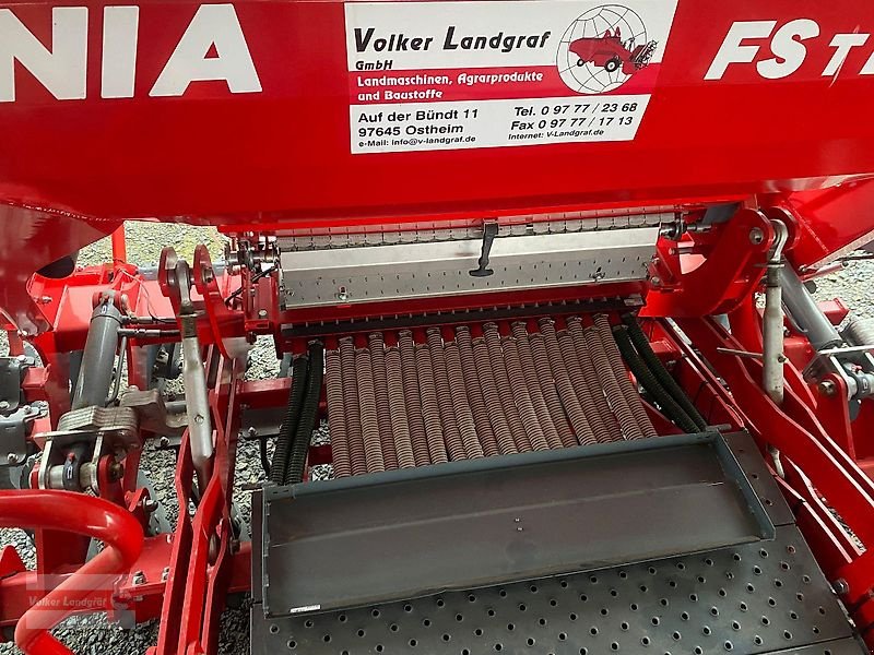 Drillmaschinenkombination des Typs Unia FS 1500/3 Drive Drillmaschine mit Kurzscheibenegge, Neumaschine in Ostheim/Rhön (Bild 10)