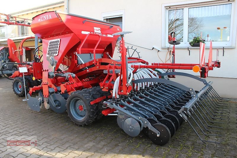 Drillmaschinenkombination des Typs Unia FS 1500/3 Drive Drillmaschine mit Kurzscheibenegge, Neumaschine in Ostheim/Rhön (Bild 13)