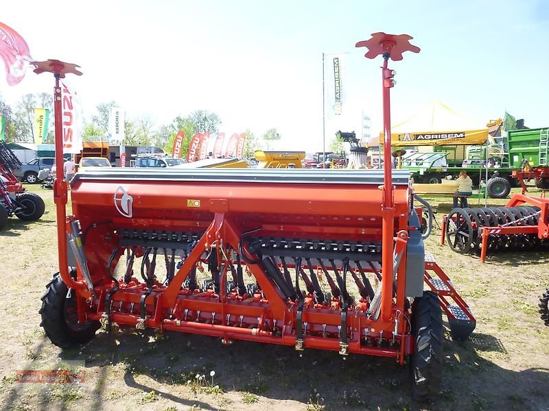 Drillmaschinenkombination del tipo Unia Polonez 550/3D Premium Doppelscheibenschar-Sämaschine 3 m 550 l Vollausstattung, Neumaschine en Ostheim/Rhön (Imagen 5)