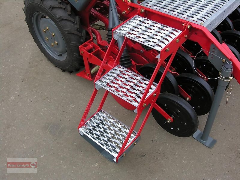 Drillmaschinenkombination of the type Unia Polonez 550/3D Premium Doppelscheibenschar-Sämaschine 3m 550l Vollausstattung, Neumaschine in Ostheim/Rhön (Picture 20)