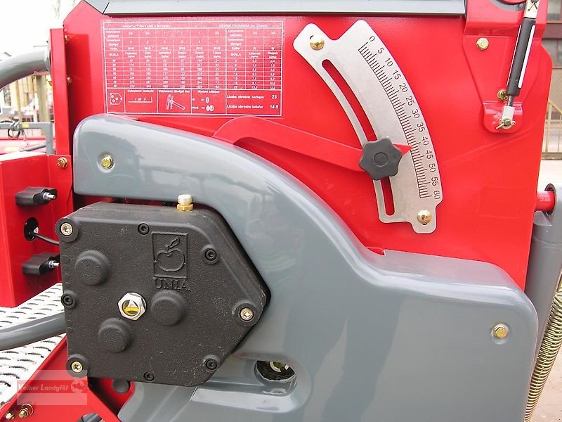 Drillmaschinenkombination of the type Unia Polonez 550/3D Premium Doppelscheibenschar-Sämaschine 3m 550l Vollausstattung, Neumaschine in Ostheim/Rhön (Picture 16)