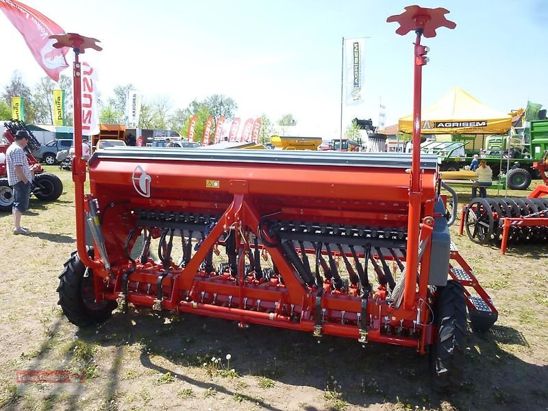 Drillmaschinenkombination of the type Unia Polonez 550/3D Premium Doppelscheibenschar-Sämaschine 3m 550l Vollausstattung, Neumaschine in Ostheim/Rhön (Picture 5)