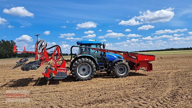 Drillmaschinenkombination del tipo Unia USF 1600/2 Fronttank 2200 l Isobus Saatguttank Düngertank, Neumaschine en Ostheim/Rhön (Imagen 9)