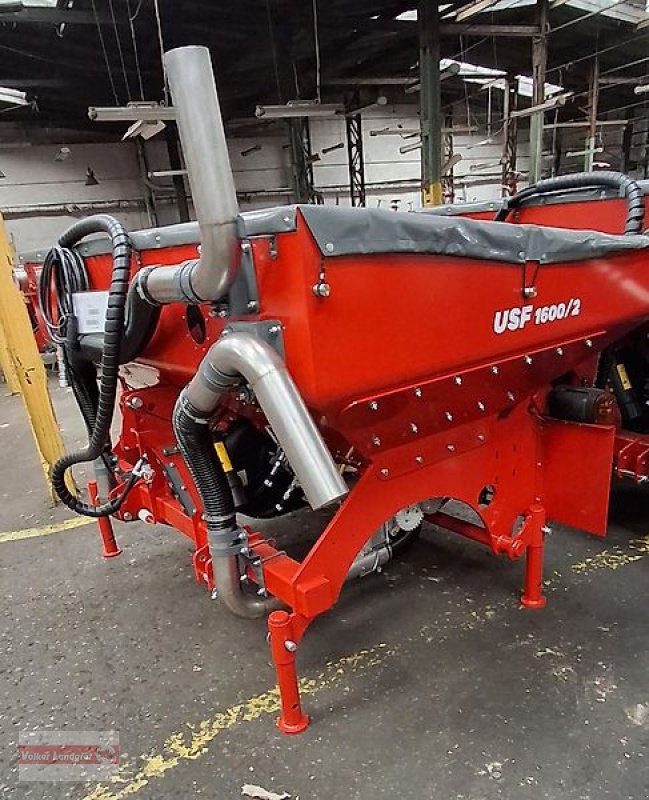 Drillmaschinenkombination del tipo Unia USF 1600/2 Fronttank 2200 l Isobus Saatguttank Düngertank, Neumaschine en Ostheim/Rhön (Imagen 13)