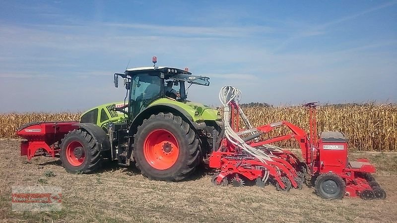 Drillmaschinenkombination del tipo Unia USF 1600/2 Fronttank 2200 l Isobus Saatguttank Düngertank, Neumaschine en Ostheim/Rhön (Imagen 11)