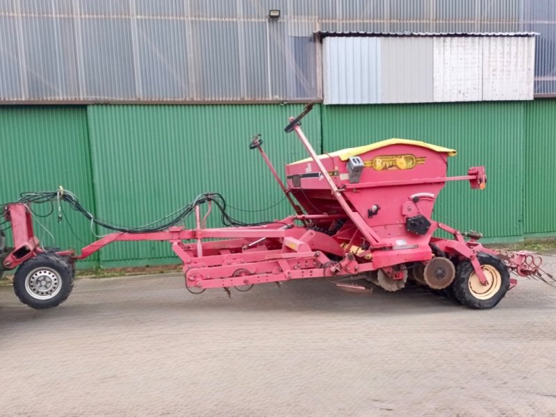 Drillmaschinenkombination des Typs Väderstad Rapid 300S Super Agrilla, Gebrauchtmaschine in Liebenwalde (Bild 1)