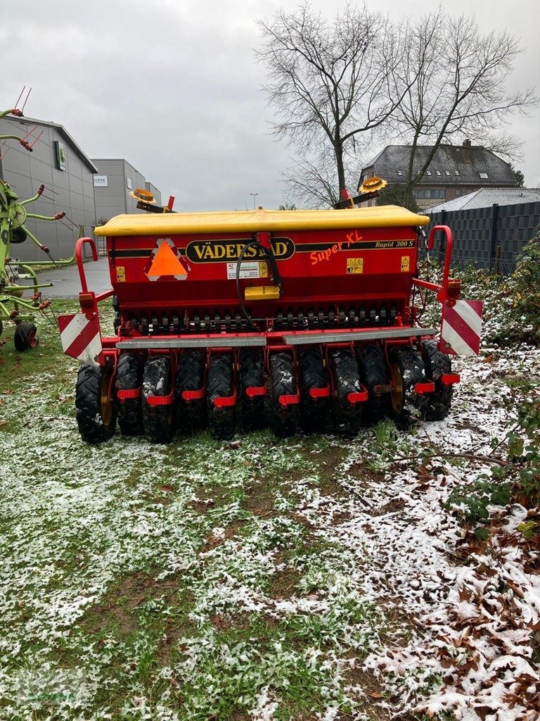 Drillmaschinenkombination van het type Väderstad Rapid 300S, Gebrauchtmaschine in Barsinghausen OT Groß Munzel (Foto 3)