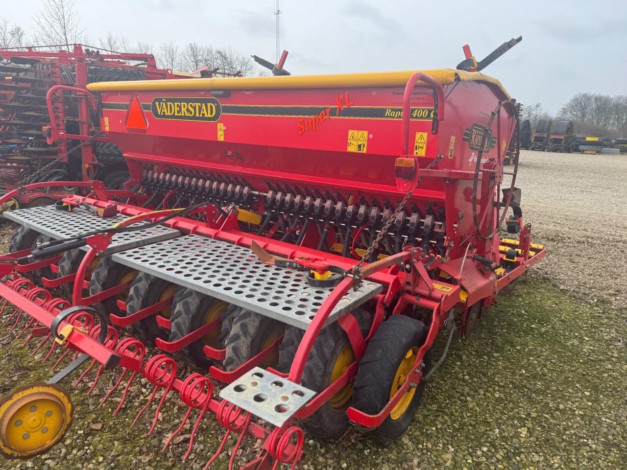 Drillmaschinenkombination za tip Väderstad RAPID 400C, Gebrauchtmaschine u Videbæk (Slika 4)