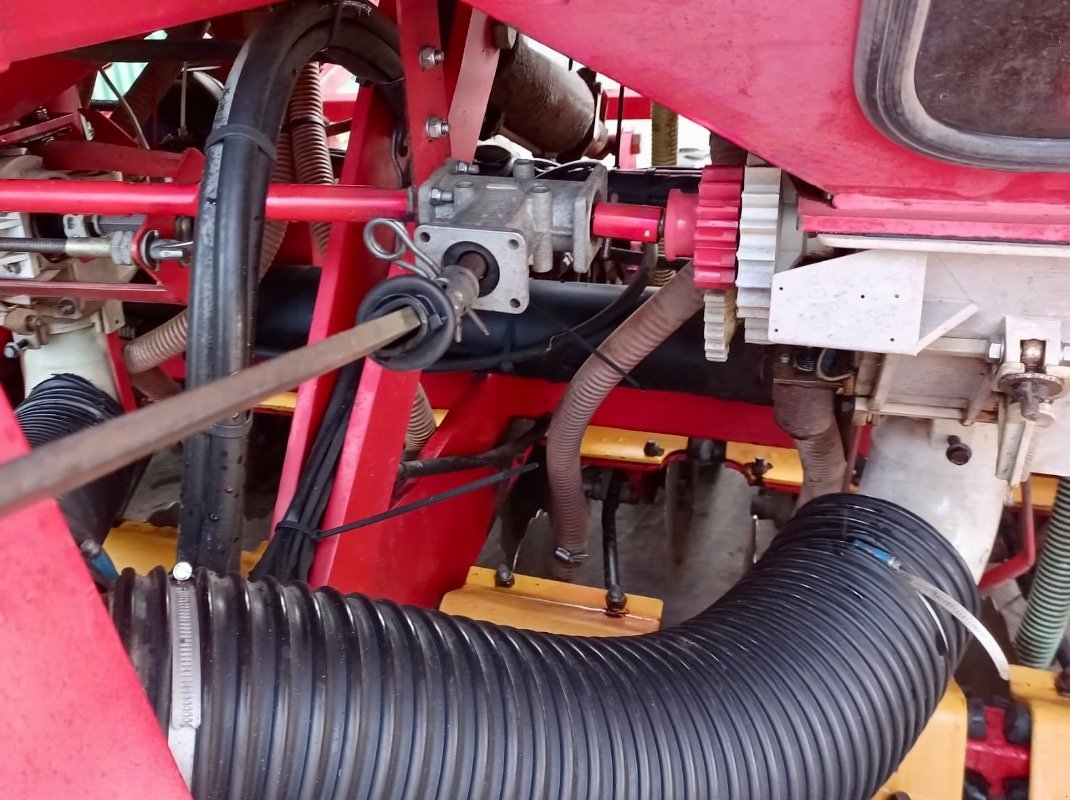 Drillmaschinenkombination του τύπου Väderstad Rapid RD 600F Agrilla, Gebrauchtmaschine σε Liebenwalde (Φωτογραφία 13)