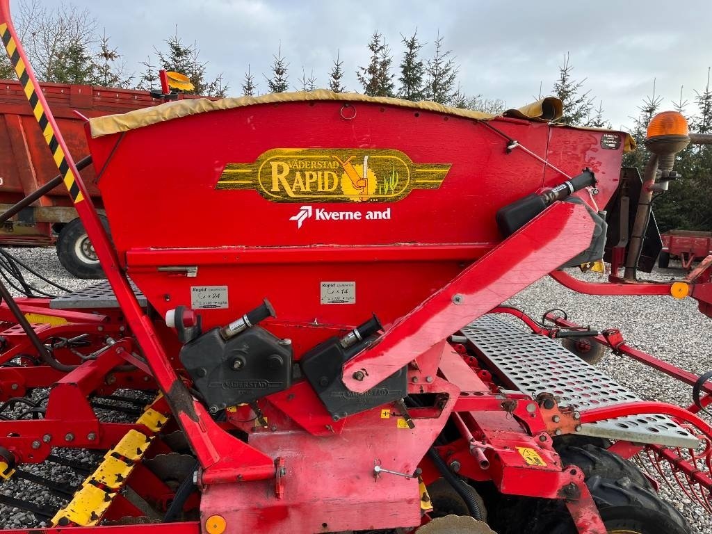 Drillmaschinenkombination del tipo Väderstad Rapid400C, Gebrauchtmaschine In Mern (Immagine 11)