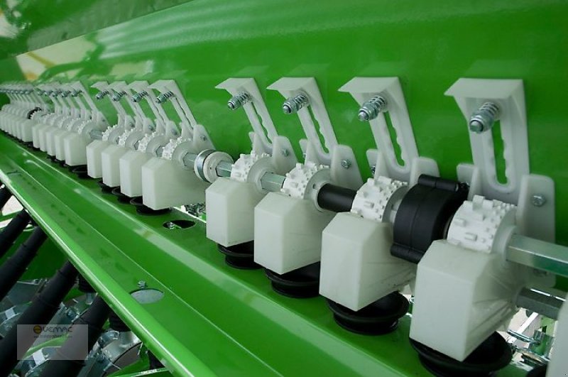 Drillmaschinenkombination des Typs Vemac Bomet Drillmaschine 250cm 270cm 300cm Sämaschine Reihensämaschine NEU, Neumaschine in Sülzetal OT Osterweddingen (Bild 11)