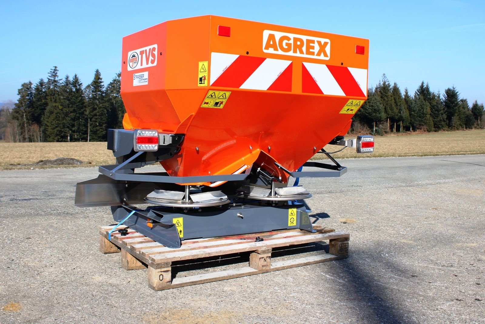 Düngerstreuer typu agrex TVS 600 Düngerstreuer, Neumaschine v Neukirchen am Walde  (Obrázek 9)