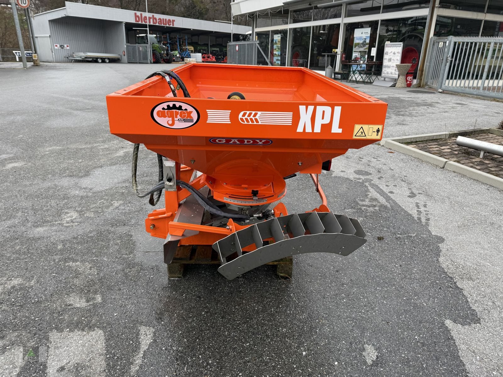 Düngerstreuer Türe ait agrex XPL 800, Gebrauchtmaschine içinde Markt Hartmannsdorf (resim 4)