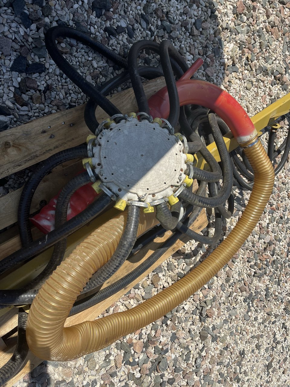 Düngerstreuer tip Agrisem DSF 1500, Gebrauchtmaschine in VERT TOULON (Poză 7)