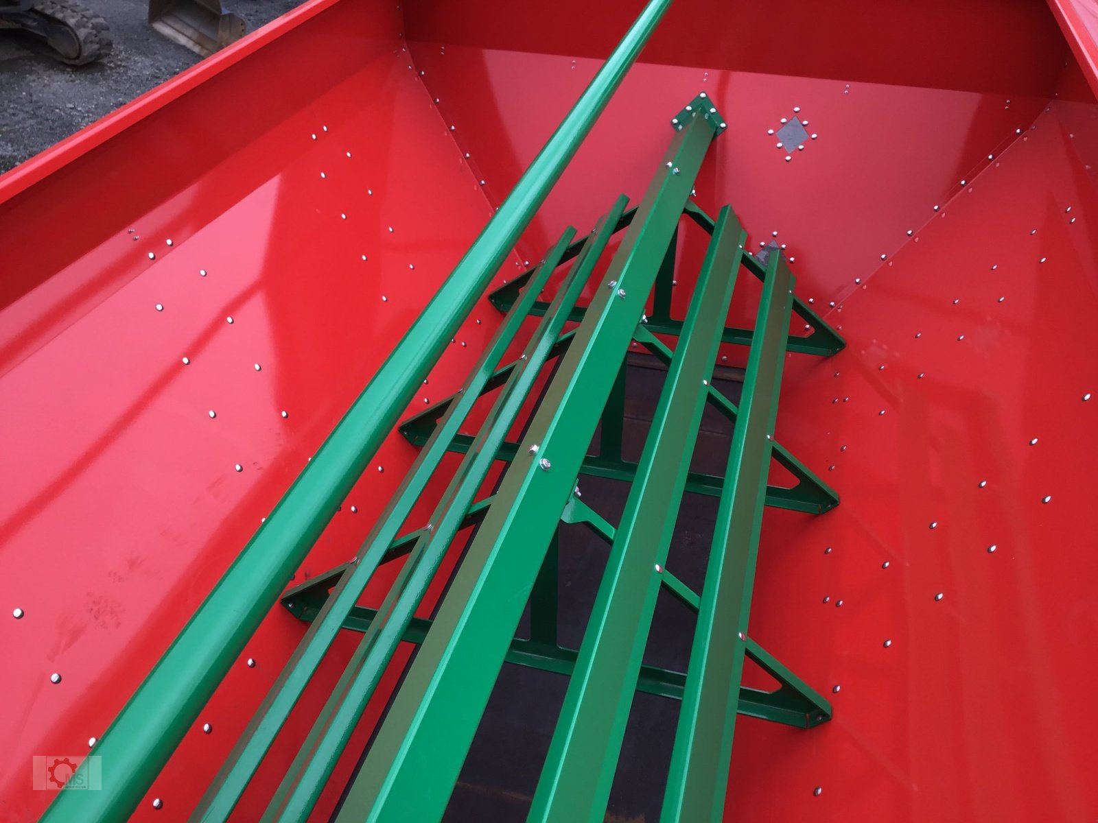 Düngerstreuer typu Agro-Masz REWO 8200 Großflächenstreuer Kalk Dünger Streuer, Neumaschine v Tiefenbach (Obrázek 14)