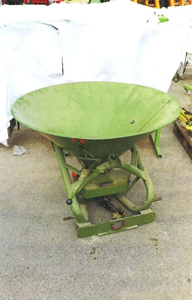 Düngerstreuer typu Amazone 301, Gebrauchtmaschine v VERT TOULON (Obrázek 1)