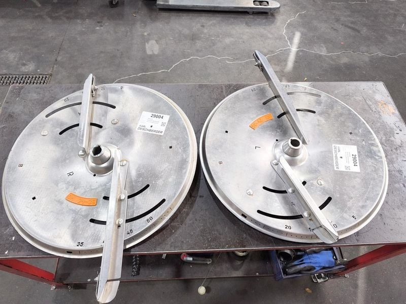 Düngerstreuer typu Amazone OM 24-36 Streuscheiben, Gebrauchtmaschine v St. Marienkirchen (Obrázek 1)