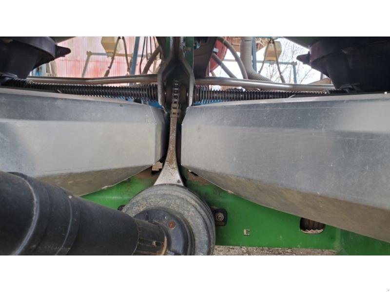 Düngerstreuer типа Amazone PROFIS ZA-V, Gebrauchtmaschine в BRAY en Val (Фотография 10)