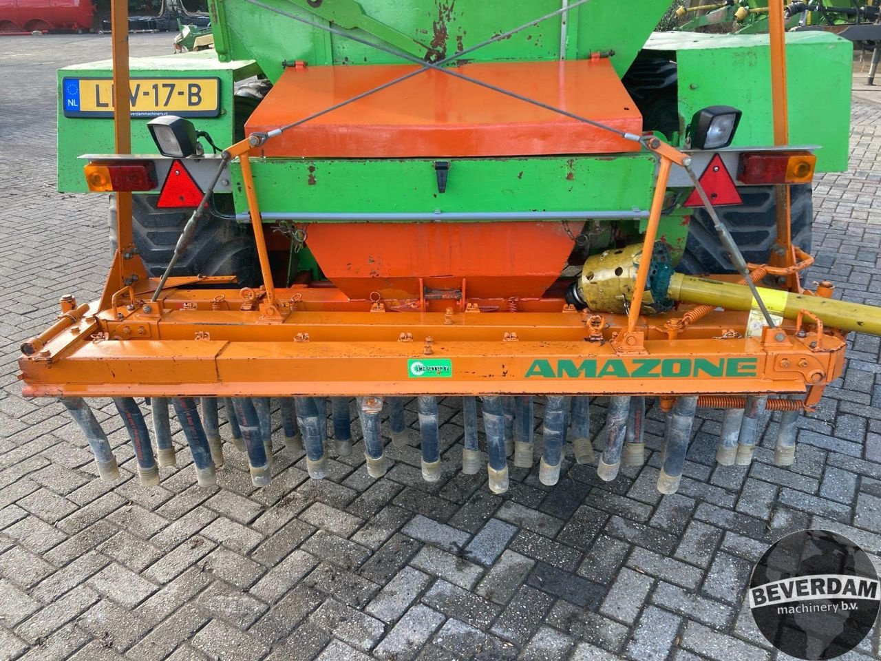 Düngerstreuer des Typs Amazone Rotina 8000 B, Gebrauchtmaschine in Vriezenveen (Bild 9)