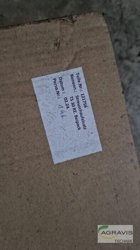 Düngerstreuer of the type Amazone STREUSCHEIBEN TS 30 STREUSCHEIBEN TS 30, Neumaschine in Melle-Wellingholzhausen (Picture 3)