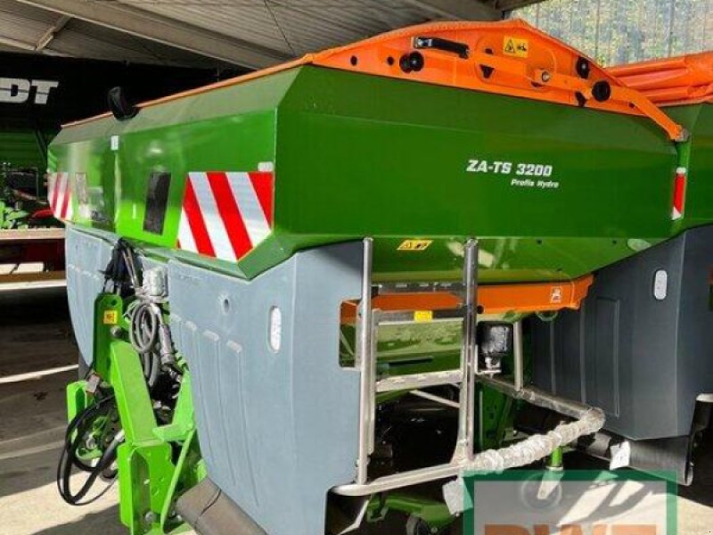 Düngerstreuer des Typs Amazone VF-Streuer  ZA-TS 3200 Profis Hydro, Ausstellungsmaschine in Rommerskirchen (Bild 1)