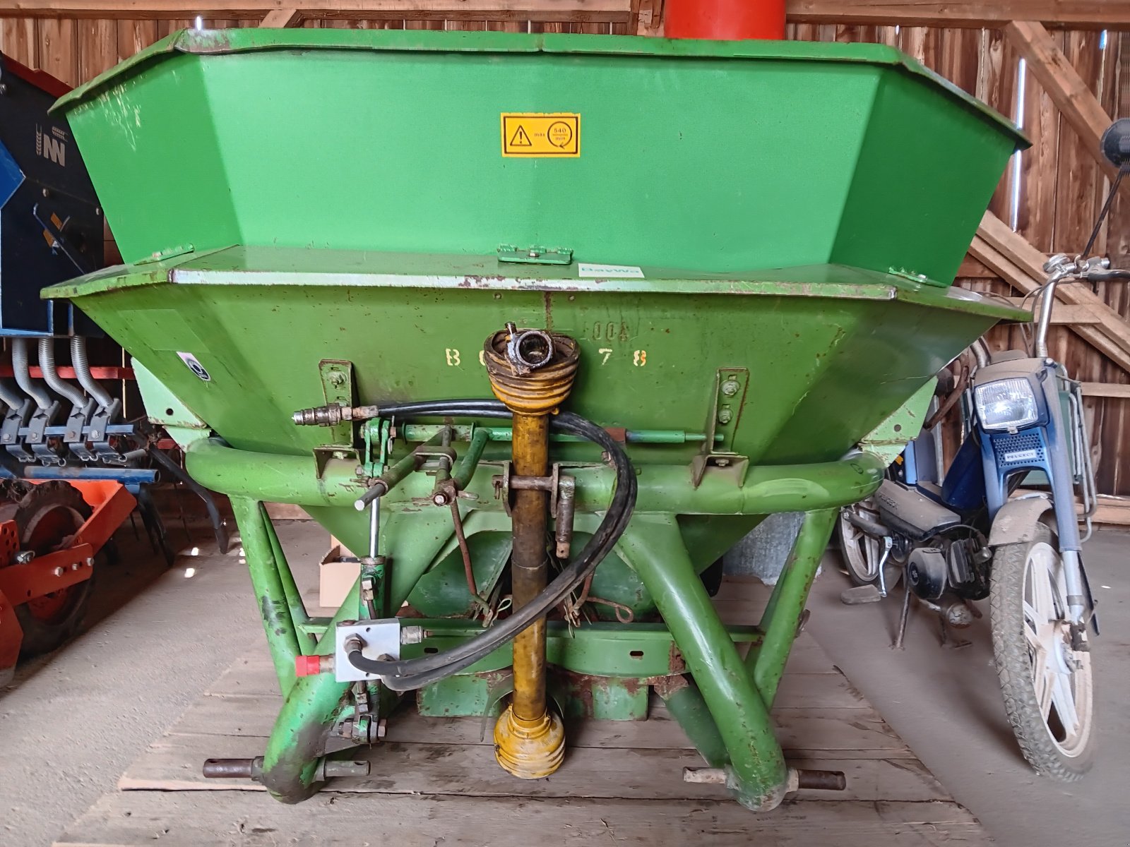 Düngerstreuer des Typs Amazone ZA-E 602, Gebrauchtmaschine in Marktredwitz (Bild 1)