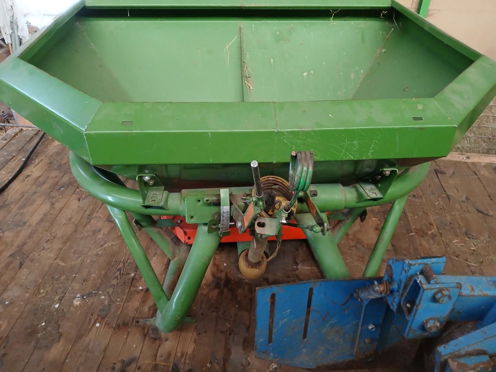 Düngerstreuer a típus Amazone ZA-F 803, Gebrauchtmaschine ekkor: Albstadt-Pfeffingen (Kép 1)