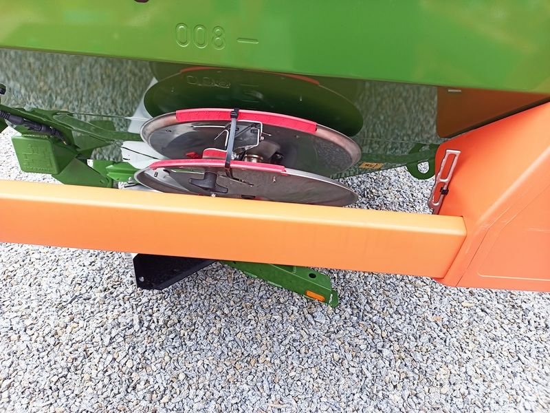 Düngerstreuer of the type Amazone ZA-M 1002 Special Düngerstreuer, Neumaschine in St. Marienkirchen (Picture 9)