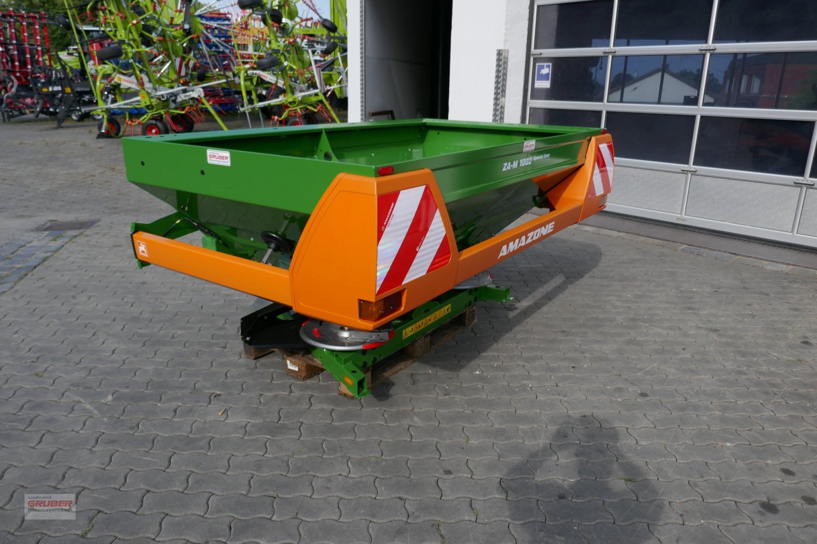 Düngerstreuer des Typs Amazone ZA-M 1002 Special Easy, Neumaschine in Dorfen (Bild 1)