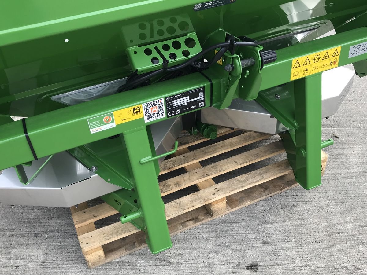 Düngerstreuer des Typs Amazone ZA - M 1002 Special Easy, Neumaschine in Burgkirchen (Bild 12)