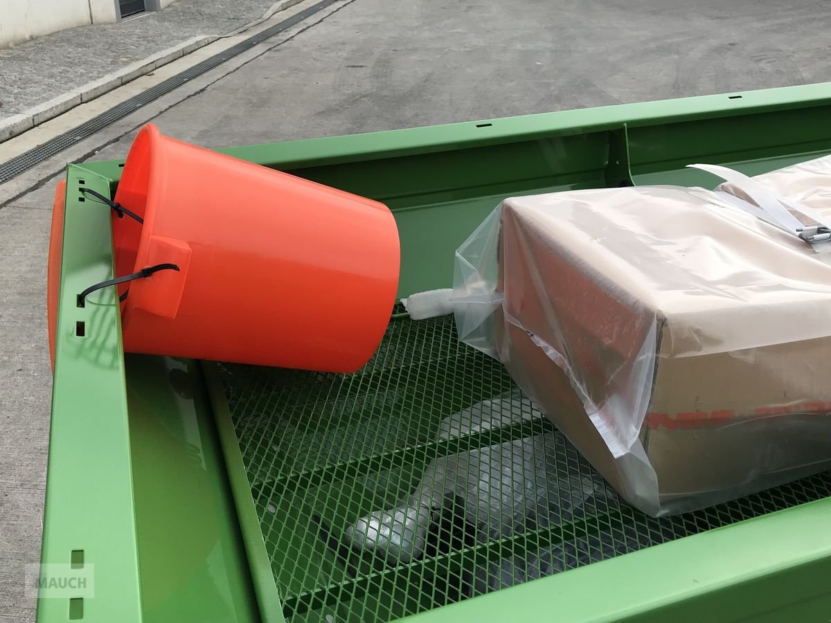Düngerstreuer des Typs Amazone ZA - M 1002 Special Easy, Neumaschine in Burgkirchen (Bild 17)