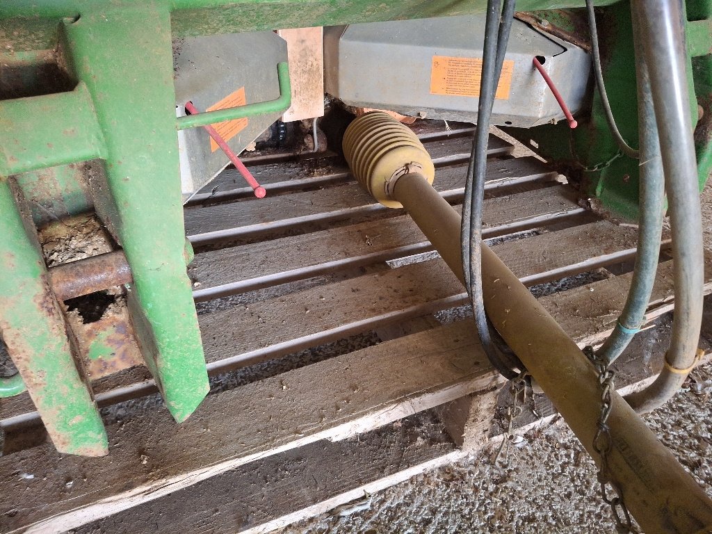 Düngerstreuer Türe ait Amazone ZA-M 1200, Gebrauchtmaschine içinde BRAS SUR MEUSE (resim 7)