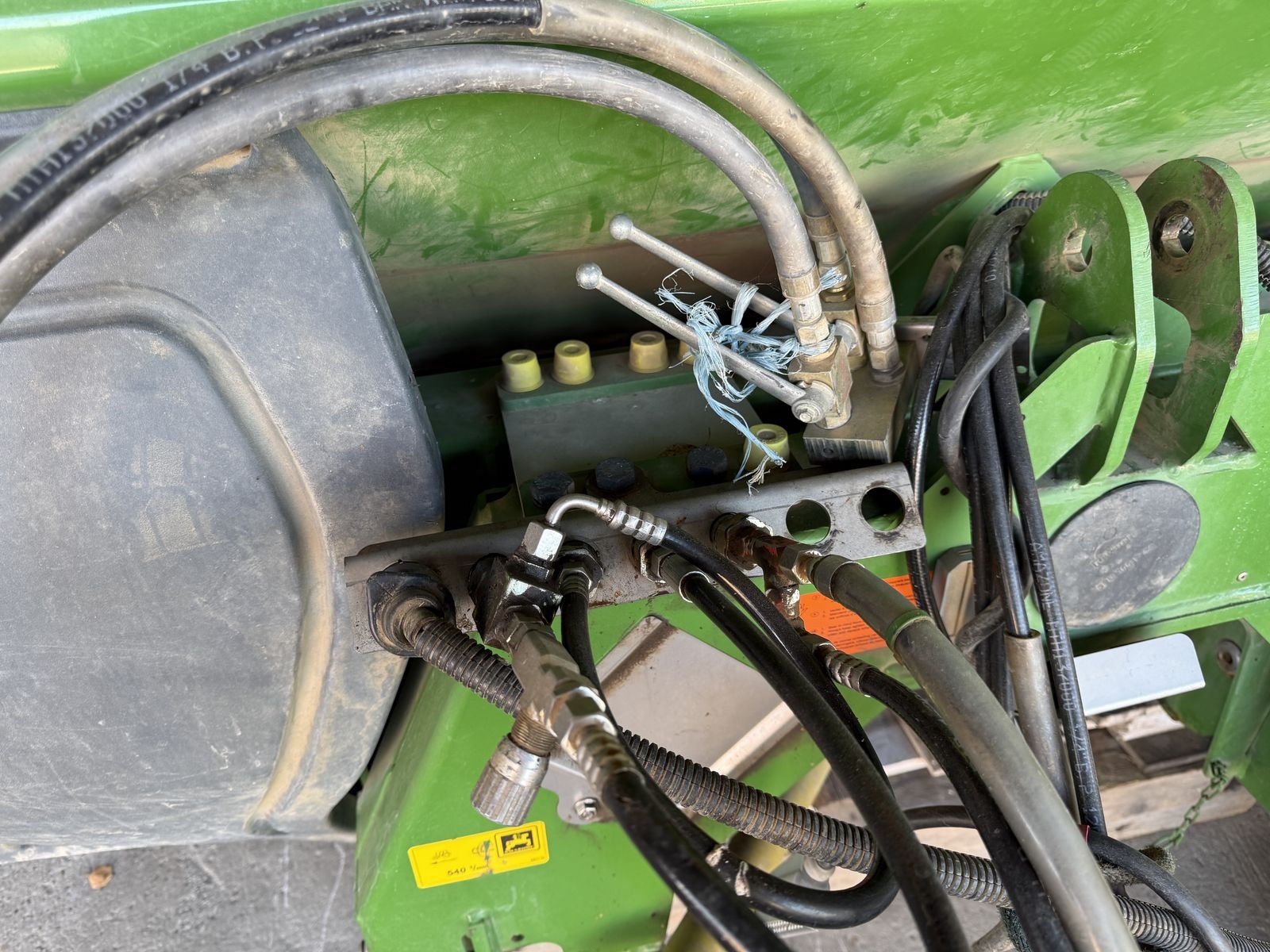 Düngerstreuer van het type Amazone ZA-M 1500 Profis Wiegestreuer, Gebrauchtmaschine in Hohenruppersdorf (Foto 11)