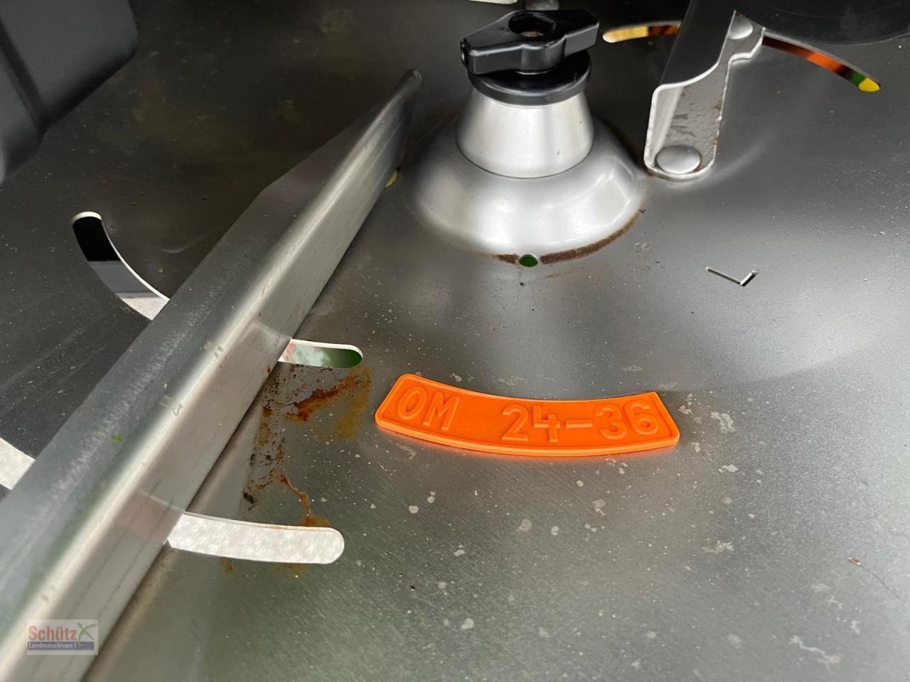 Düngerstreuer des Typs Amazone ZA-M 1501 Profis, Wiegestreuer, 2500 Liter, Gebrauchtmaschine in Schierling (Bild 13)