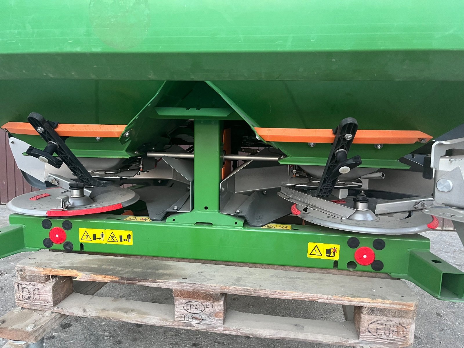 Düngerstreuer Türe ait Amazone ZA-M 1501, Gebrauchtmaschine içinde Steinsfeld (resim 12)