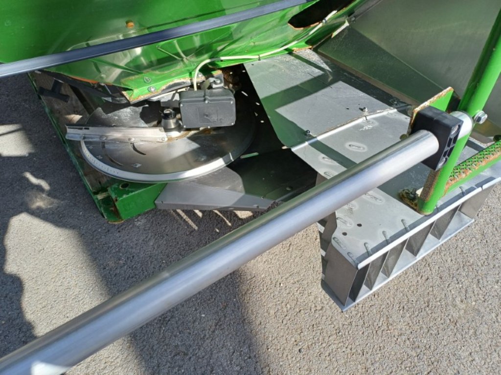 Düngerstreuer des Typs Amazone ZA-M 3000 ultra, Gebrauchtmaschine in VERT TOULON (Bild 10)