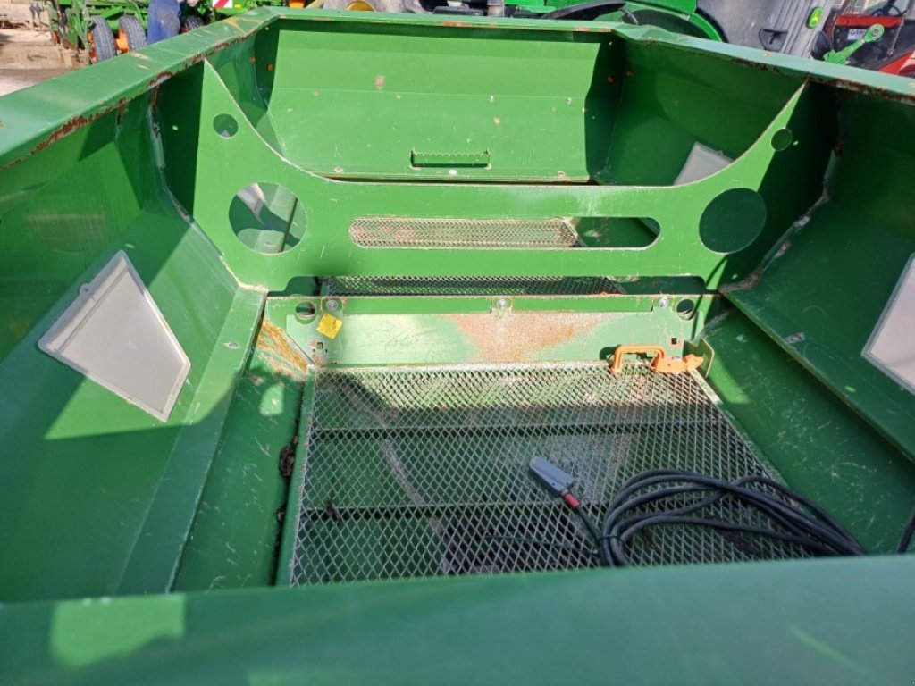 Düngerstreuer des Typs Amazone ZA-M 3000 ultra, Gebrauchtmaschine in VERT TOULON (Bild 9)