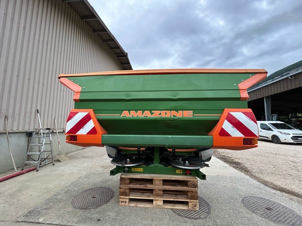 Düngerstreuer des Typs Amazone ZA-M 3001 Profis Hydro, Gebrauchtmaschine in Domdidier (Bild 2)