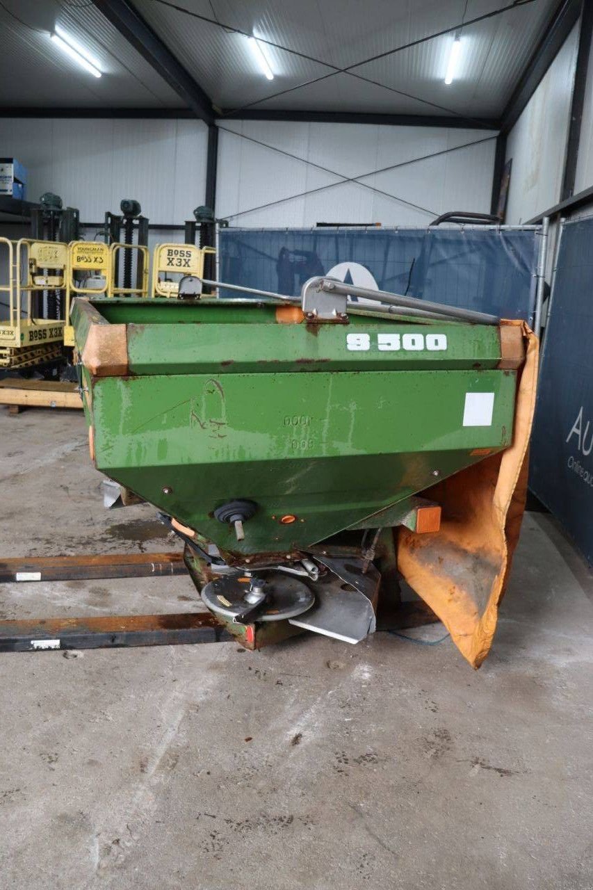 Düngerstreuer от тип Amazone ZA-M Novis, Gebrauchtmaschine в Antwerpen (Снимка 4)