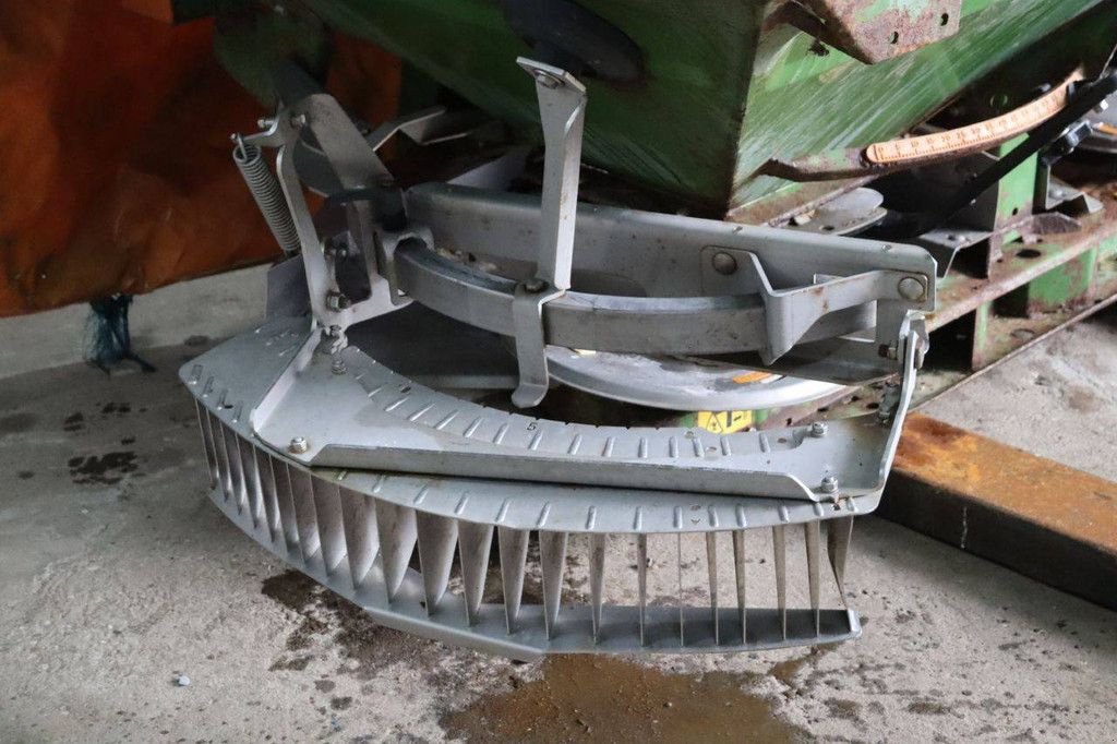 Düngerstreuer от тип Amazone ZA-M Novis, Gebrauchtmaschine в Antwerpen (Снимка 10)