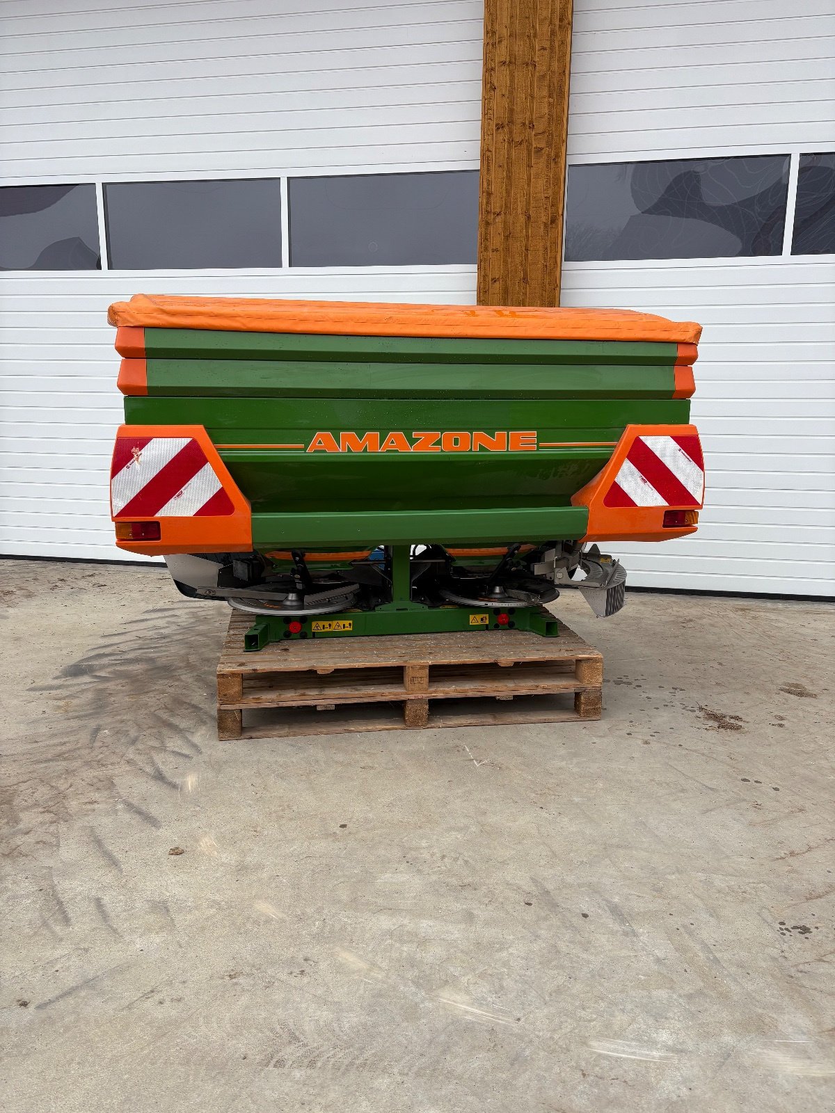 Düngerstreuer del tipo Amazone ZA-M profiS 2500, Gebrauchtmaschine In Bad Wurzach (Immagine 1)