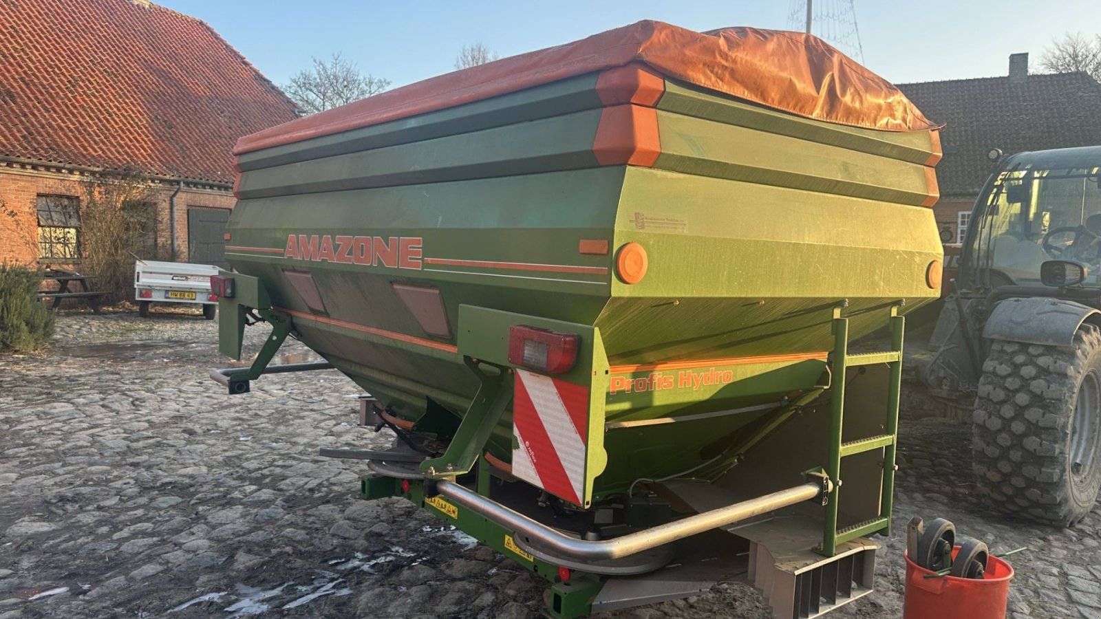 Düngerstreuer des Typs Amazone ZA-M Profis Hydro. GPS forberedt., Gebrauchtmaschine in øster ulslev (Bild 1)