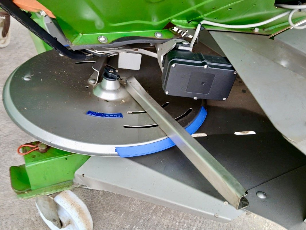 Düngerstreuer typu Amazone ZA-M ultra profiS hydro 3000, Gebrauchtmaschine v Liebenwalde (Obrázek 8)