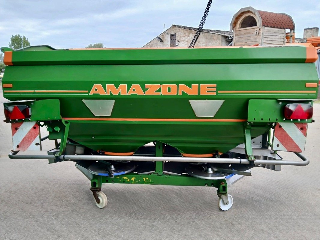 Düngerstreuer typu Amazone ZA-M ultra profiS hydro 3000, Gebrauchtmaschine v Liebenwalde (Obrázek 2)