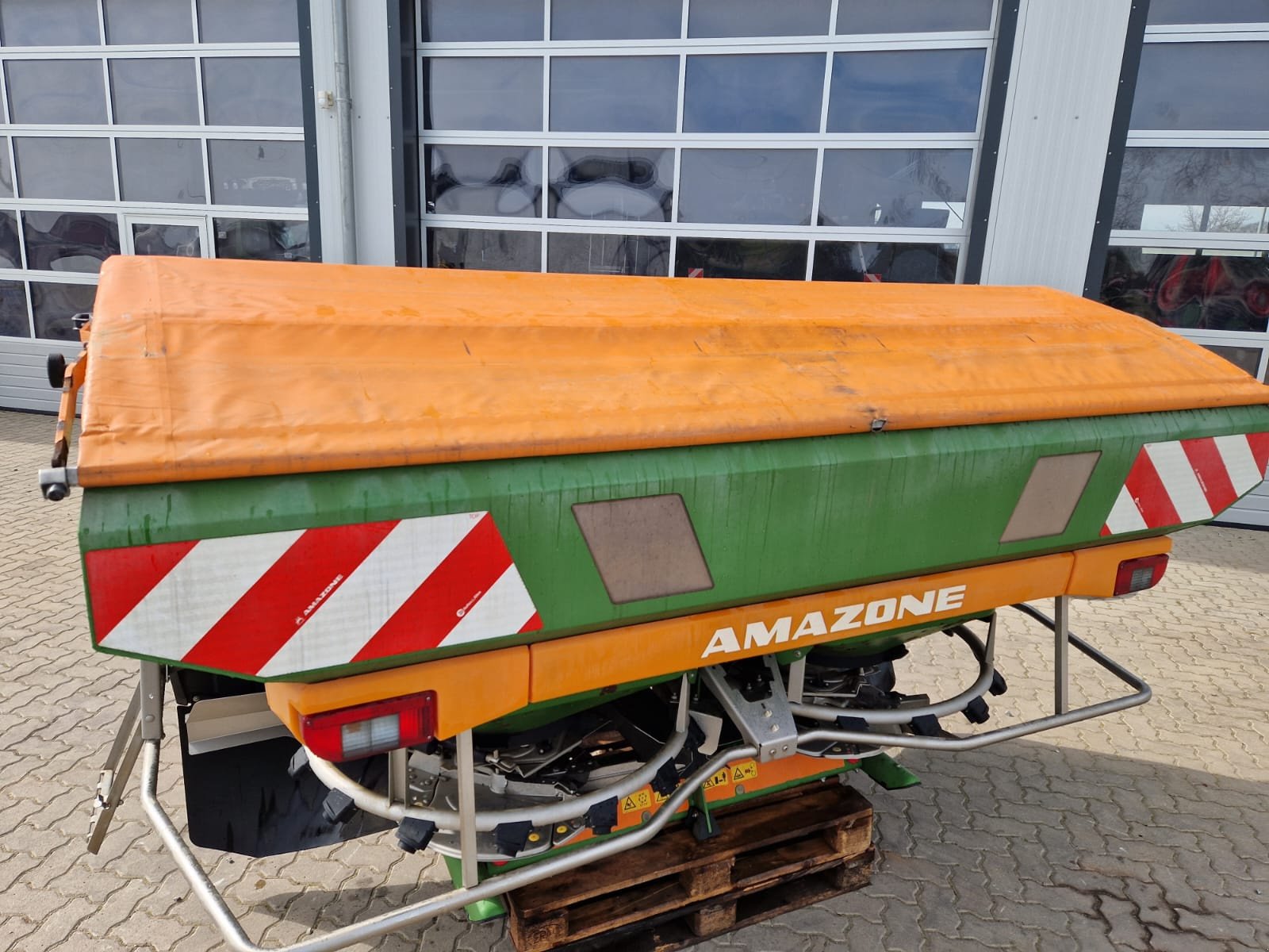 Düngerstreuer des Typs Amazone ZA-TS 2700 Profis Hydro, Gebrauchtmaschine in Teschenhagen/Sehlen (Bild 5)